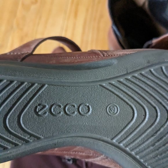 Ecco booties - Picture 4 of 7